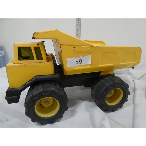 Vintage Metal Tonka toy dumptruck