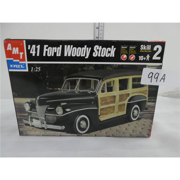 AMT ERTL '41 Fod Woody  model car