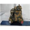 Image 3 : model army tank