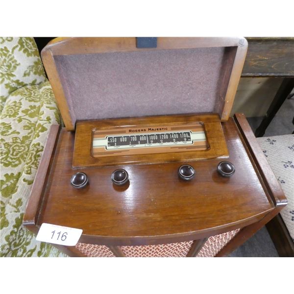 vintage Rogers Majestic radio