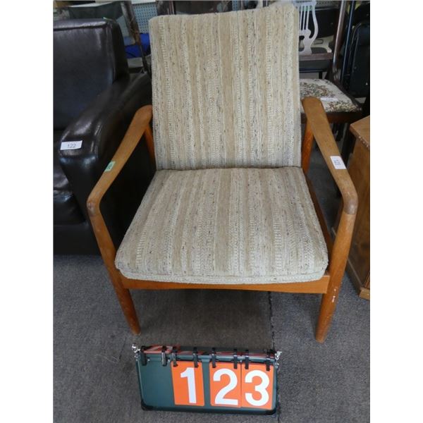 vintage Mid Century Arm chair