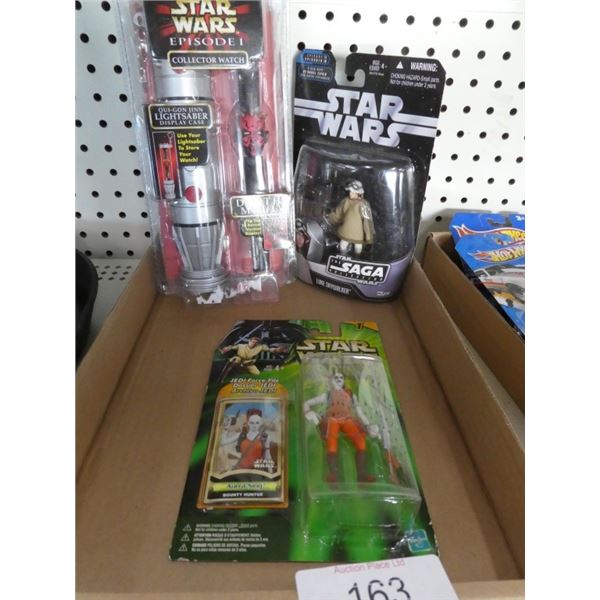 Star Wars figurines & collector watch