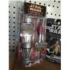 Image 2 : Star Wars figurines & collector watch