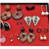 Image 5 : 16 Pairs of Pierced Earrings