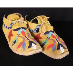 Santee Sioux Moccasins