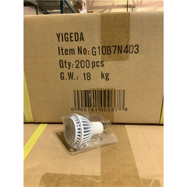 CASE OF 200 YIGEDA GU10, AC120V, 7W COB, 3000K, 40 DEGREES, DIMMABLE LIGHTBULBS