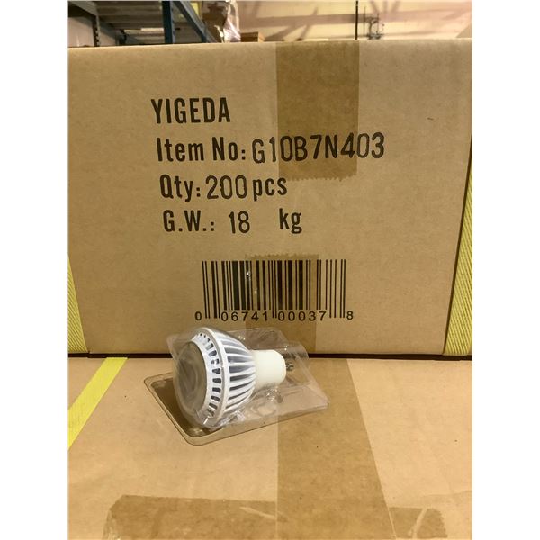 CASE OF 200 YIGEDA GU10, AC120V, 7W COB, 3000K, 40 DEGREES, DIMMABLE LIGHTBULBS