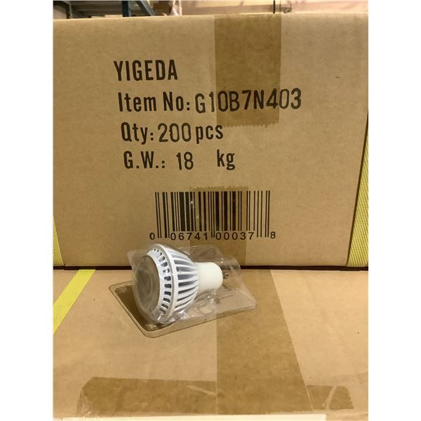 CASE OF 200 YIGEDA GU10, AC120V, 7W COB, 3000K, 40 DEGREES, DIMMABLE LIGHTBULBS