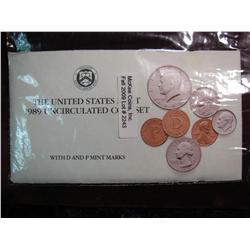2243. 1989 US Mint Set. Original as Issued.