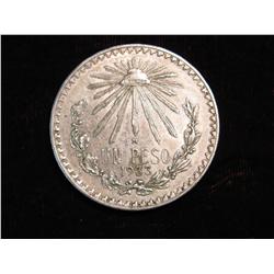 2269. 1933 Mexico Silver 1-Peso EF.