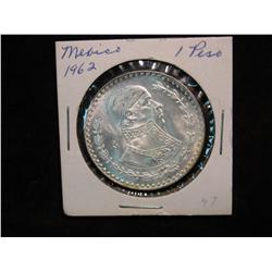 2305. 1962 Mexico Silver Peso. BU.