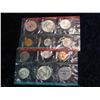 Image 2 : 2882. 1963 U.S. Mint Set in original cellophane. No envelope.