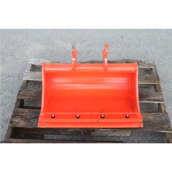 Rivard 24" ditching bucket, Kubota QT, new, (10289-18)