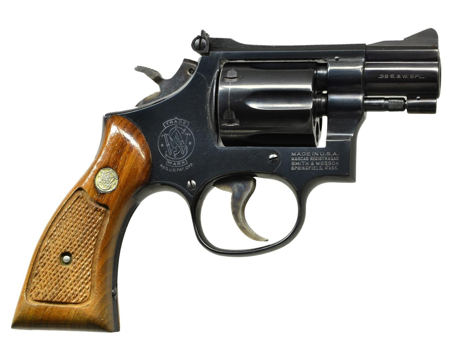 Model 15 S SMITH & WESSON MODEL 15-4 DA REVOLVER.