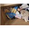 Image 2 : LARGE LOT OF ASSORTED COLLECTOR DOLLS