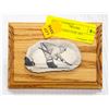 Image 1 : INUIT SIGNED TUSK ART