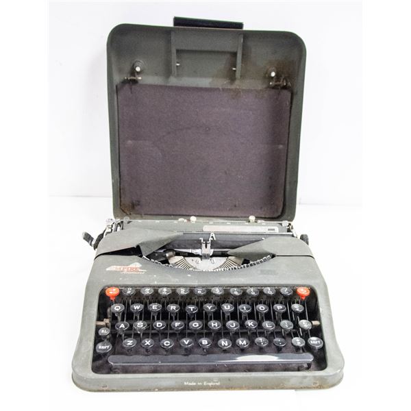 ANTIQUE EMPIRE ARISTOCRAT PORTABLE TYPEWRITER