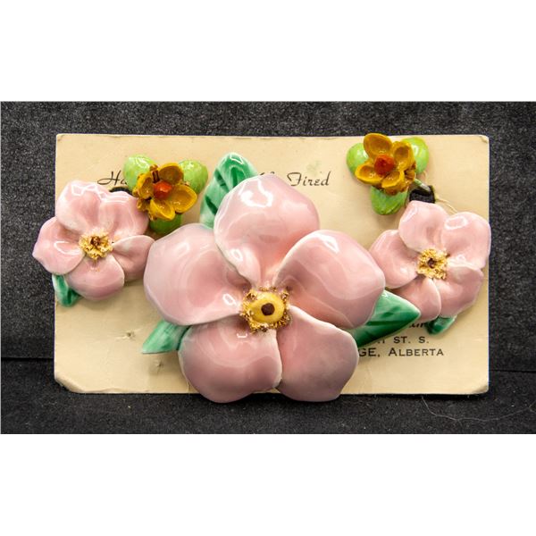 VINTAGE HANDMADE CERAMIC FLOWER JEWELRY