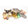 Image 1 : LOT OF ASSORTED VINTAGE JEWELRY