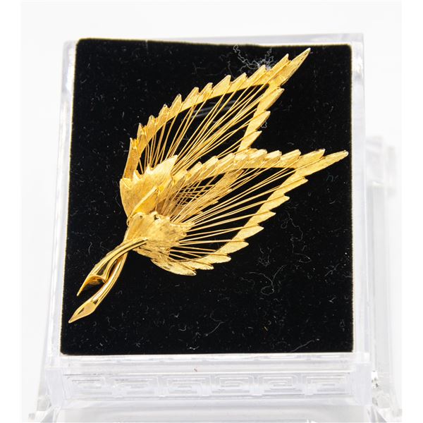 VINTAGE FINE GOLD TONE LEAF BROOCH