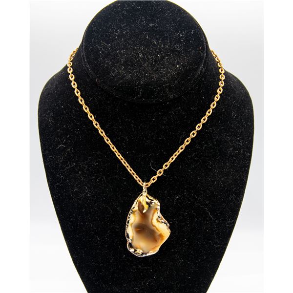 POLISHED AGATE NECKLACE