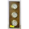 Image 1 : WOODEN BAROMETER WALL MOUNT SET