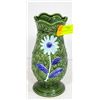 Image 1 : VINTAGE GREEN FLORAL STEM VASE