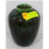 Image 1 : DARK GREEN GLAZE SASKATCHEWAN VASE