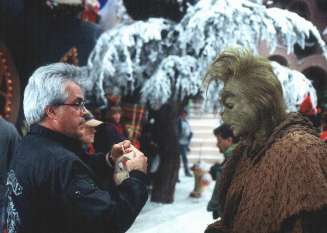 How the Grinch Stole Christmas – The Grinch’s (Jim Carrey) Whoville ...