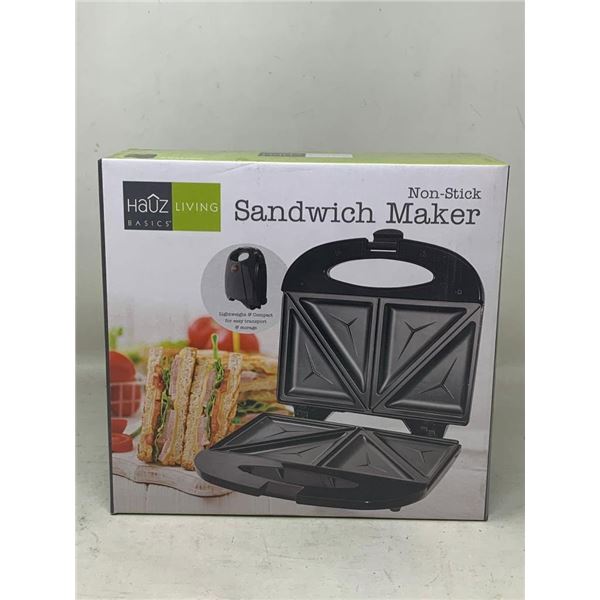 NEW Hauz living Sandwich Maker Non-stick