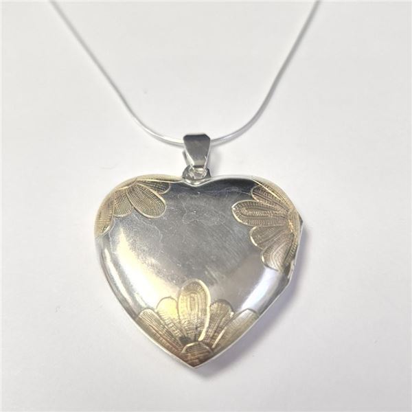 Silver Locket 16" Necklace (~Size )(Ring is resizable for $40) (~length inches), Suggested Retail Va