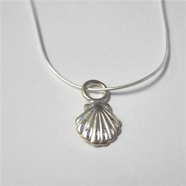Silver 16" Necklace (~Size )(Ring is resizable for $40) (~length inches), Suggested Retail Value $50