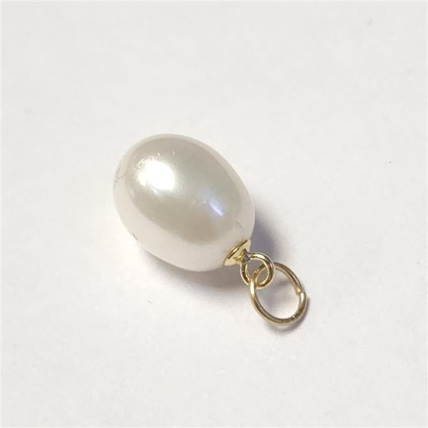 14K Yellow Gold Fresh Water Pearl Pendant (~Size )(Ring is resizable for $40) (~length inches), Sugg