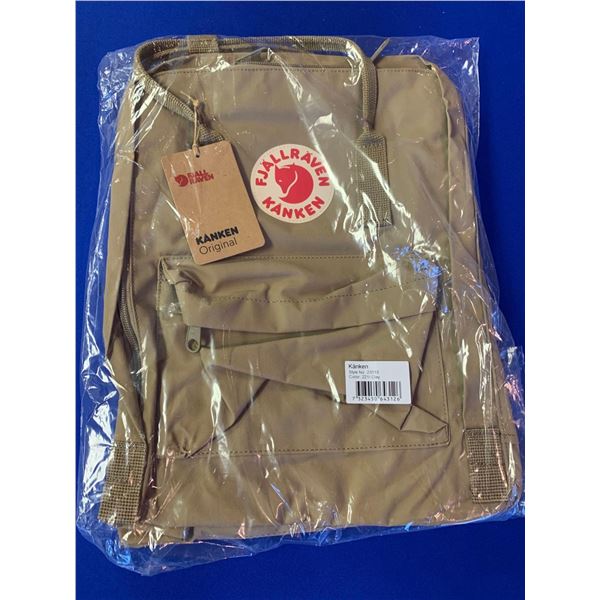 NEW Fjallraven Clay Kanken Original Backpack
