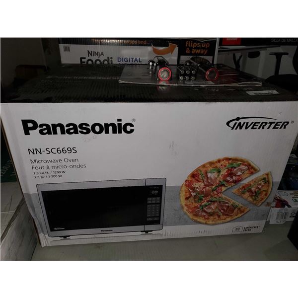 NEW Panasonic NN-SC6695 Stainless Steel inverter microwave