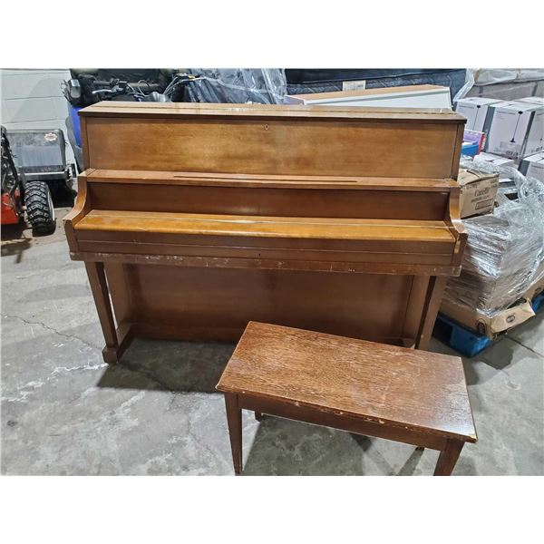 1961 Yamaha Walnut Miniature Upright Studio Piano ww/ storage bench. Piano has some wear but still p