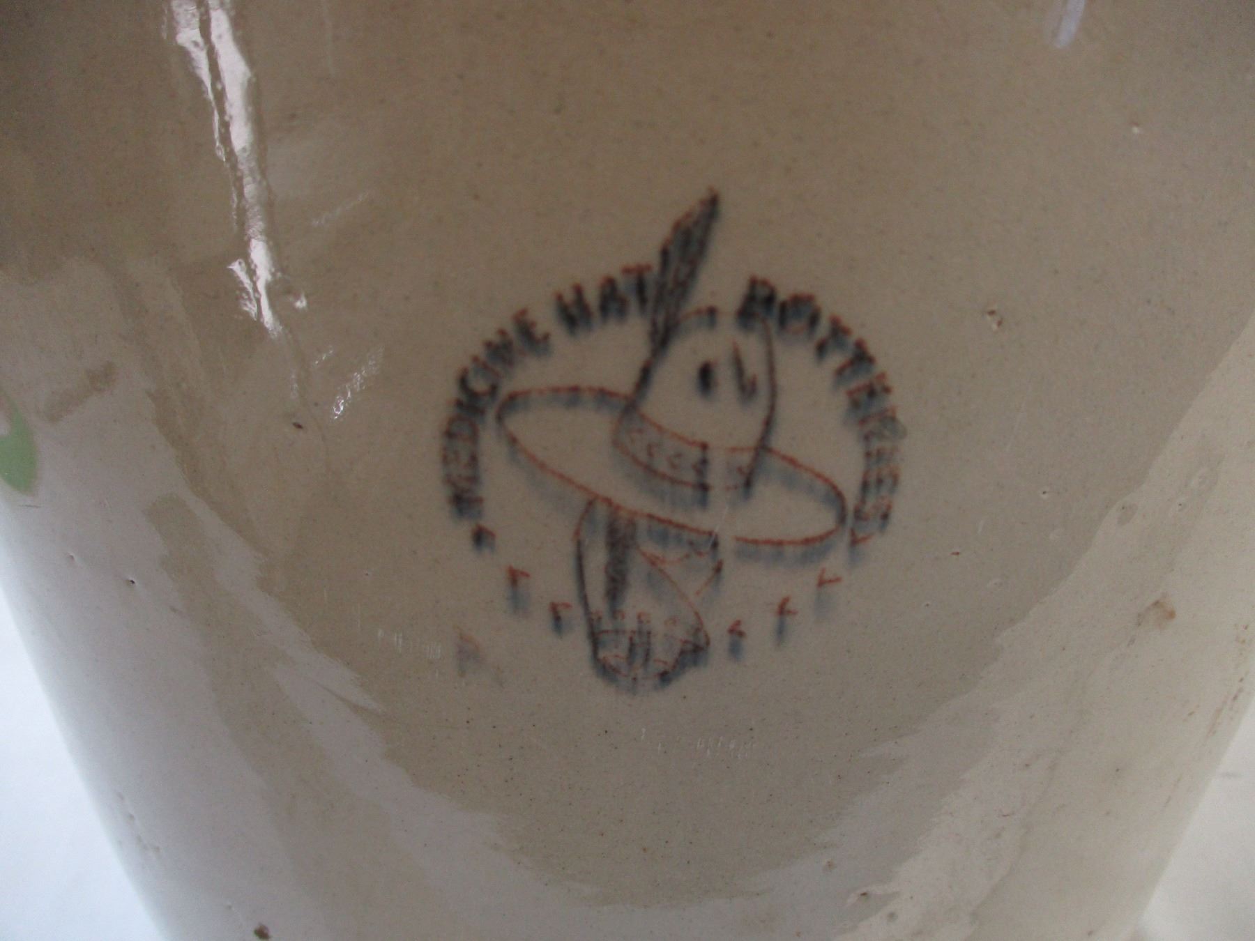 5gallon Sleepy Indian crock Medicine Hat Pottery odd top