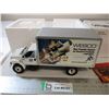 Image 2 : 1st Ford F-650 XLT Super Duty - dry goods van - 1:34 scale