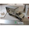 Image 5 : 1st Ford F-650 XLT Super Duty - dry goods van - 1:34 scale