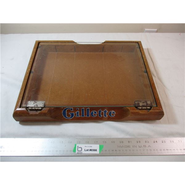 Gillette Razors Glass display case - Bodnarus Auctioneering