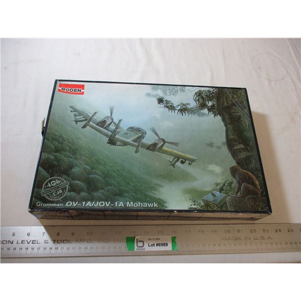 Mohawk Roden Roden 1:48 US Army Mohawk model kit - Bodnarus Auctioneering