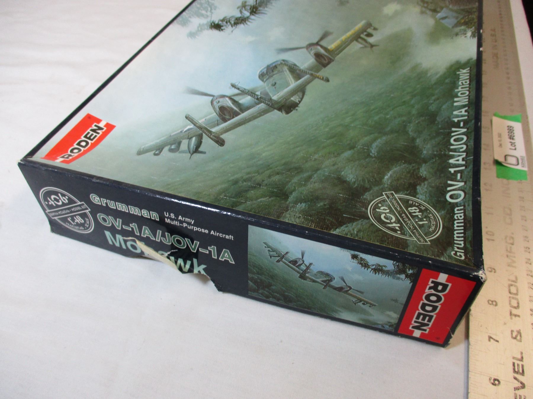 Mohawk Roden Roden 1:48 US Army Mohawk model kit
