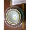 Image 1 : 3 Glass Bowls