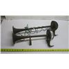 Image 3 : 2 Antique Car Horns