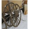 Image 2 : 2 Wagon Wheels 54"