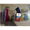 Image 2 : 3 handgun grips and Paterson Measuring cylinder