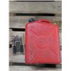 Image 3 : 2 gas cans (1=2.5 gal. & 1= 1 litre) + Radial tire repair kit