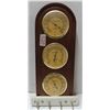 Image 3 : Antique thermometer/barometer/humidity and key holder wall plaque