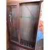 Image 2 : 10 Gun wood cabinet with lower storage + key