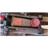 Image 1 : Motomaster 3 ton car jack
